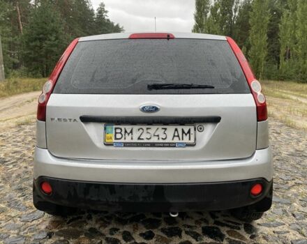 Серый Форд Фиеста, объемом двигателя 1.3 л и пробегом 175 тыс. км за 3950 $, фото 7 на Automoto.ua