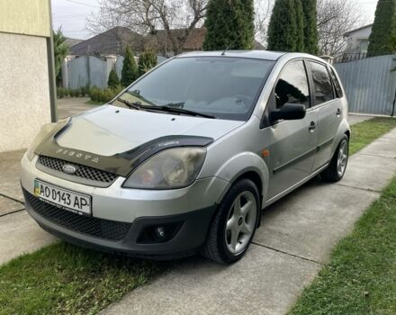 Сірий Форд Фієста, об'ємом двигуна 1.4 л та пробігом 300 тис. км за 2999 $, фото 6 на Automoto.ua