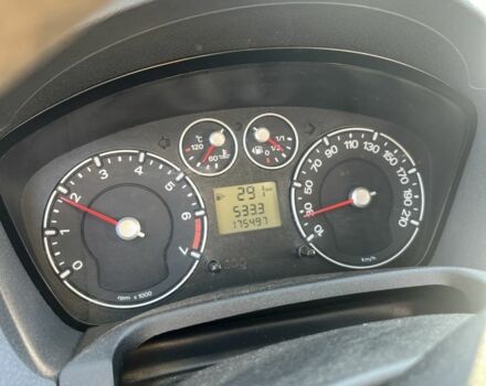 Серый Форд Фиеста, объемом двигателя 1.2 л и пробегом 175 тыс. км за 3900 $, фото 7 на Automoto.ua