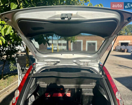 Форд Фиеста 2008 в Сумах на Automoto.ua Серый Форд Фиеста, объемом двигателя 1.4 л и пробегом 216 тыс. км за 4000 $, фото 7 на Automoto.ua