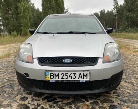 Серый Форд Фиеста, объемом двигателя 1.3 л и пробегом 175 тыс. км за 3950 $, фото 5 на Automoto.ua