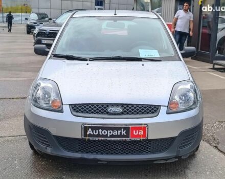 Серый Форд Фиеста, объемом двигателя 1.2 л и пробегом 110 тыс. км за 4490 $, фото 1 на Automoto.ua