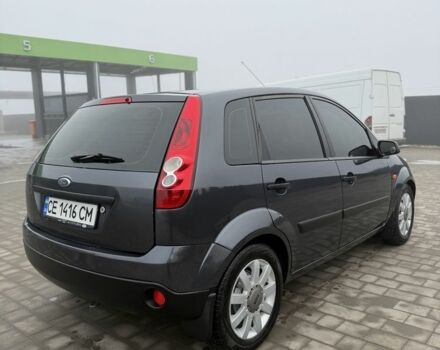 Серый Форд Фиеста, объемом двигателя 1.4 л и пробегом 161 тыс. км за 3600 $, фото 2 на Automoto.ua