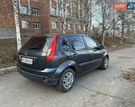 Сірий Форд Фієста, об'ємом двигуна 1.24 л та пробігом 234 тис. км за 4200 $, фото 7 на Automoto.ua
