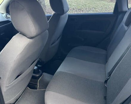 Сірий Форд Фієста, об'ємом двигуна 1.24 л та пробігом 234 тис. км за 4200 $, фото 14 на Automoto.ua