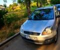 Сірий Форд Фієста, об'ємом двигуна 1.4 л та пробігом 170 тис. км за 4000 $, фото 1 на Automoto.ua