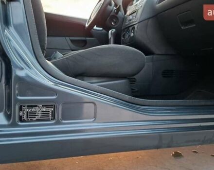 Сірий Форд Фієста, об'ємом двигуна 1.39 л та пробігом 250 тис. км за 4400 $, фото 11 на Automoto.ua