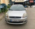 Сірий Форд Фієста, об'ємом двигуна 1.39 л та пробігом 123 тис. км за 3200 $, фото 1 на Automoto.ua