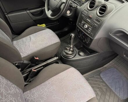 Сірий Форд Фієста, об'ємом двигуна 0 л та пробігом 136 тис. км за 4200 $, фото 13 на Automoto.ua