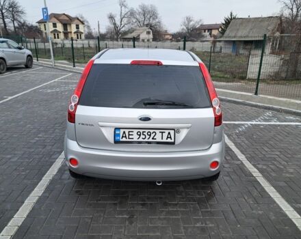 Сірий Форд Фієста, об'ємом двигуна 1.4 л та пробігом 183 тис. км за 3950 $, фото 2 на Automoto.ua
