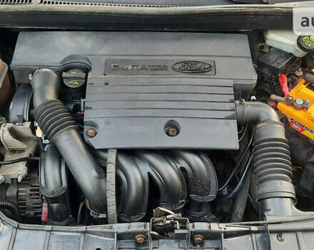 Серый Форд Фиеста, объемом двигателя 1.39 л и пробегом 260 тыс. км за 4600 $, фото 19 на Automoto.ua