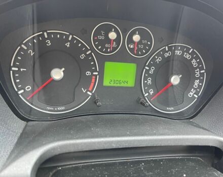 Серый Форд Фиеста, объемом двигателя 1.4 л и пробегом 230 тыс. км за 2800 $, фото 8 на Automoto.ua