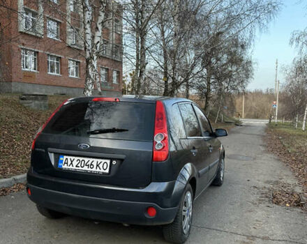 Сірий Форд Фієста, об'ємом двигуна 1.24 л та пробігом 234 тис. км за 4200 $, фото 8 на Automoto.ua