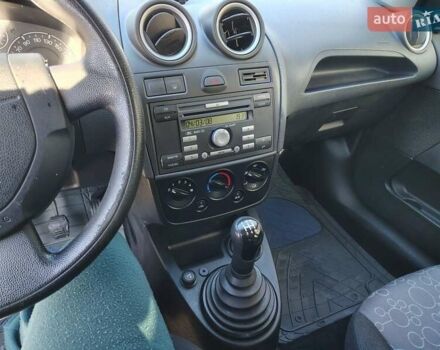 Сірий Форд Фієста, об'ємом двигуна 0 л та пробігом 136 тис. км за 4200 $, фото 15 на Automoto.ua