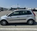 Серый Форд Фиеста, объемом двигателя 1.4 л и пробегом 156 тыс. км за 5200 $, фото 1 на Automoto.ua