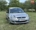 Серый Форд Фиеста, объемом двигателя 1.39 л и пробегом 150 тыс. км за 4000 $, фото 1 на Automoto.ua