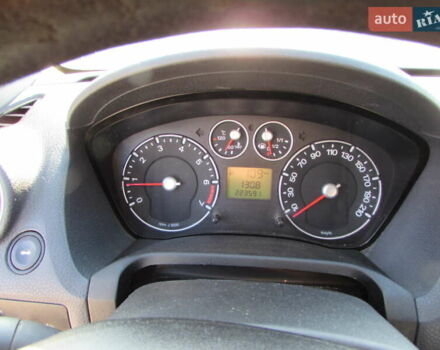 Серый Форд Фиеста, объемом двигателя 1.39 л и пробегом 223 тыс. км за 4200 $, фото 22 на Automoto.ua