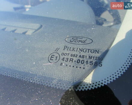 Серый Форд Фиеста, объемом двигателя 1.39 л и пробегом 223 тыс. км за 4200 $, фото 4 на Automoto.ua