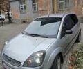 Сірий Форд Фієста, об'ємом двигуна 1.39 л та пробігом 130 тис. км за 5200 $, фото 1 на Automoto.ua