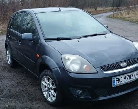 Серый Форд Фиеста, объемом двигателя 1.39 л и пробегом 176 тыс. км за 2100 $, фото 1 на Automoto.ua