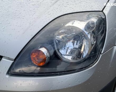 Серый Форд Фиеста, объемом двигателя 1.2 л и пробегом 110 тыс. км за 4490 $, фото 2 на Automoto.ua