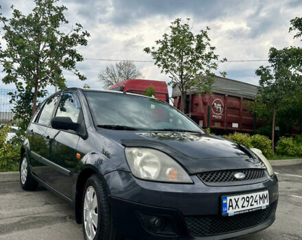 Сірий Форд Фієста, об'ємом двигуна 1.2 л та пробігом 175 тис. км за 4400 $, фото 7 на Automoto.ua