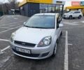 Сірий Форд Фієста, об'ємом двигуна 1.39 л та пробігом 183 тис. км за 3950 $, фото 1 на Automoto.ua