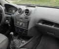 Сірий Форд Фієста, об'ємом двигуна 1.24 л та пробігом 146 тис. км за 2600 $, фото 48 на Automoto.ua