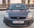 Сірий Форд Фієста, об'ємом двигуна 1.39 л та пробігом 250 тис. км за 3600 $, фото 1 на Automoto.ua
