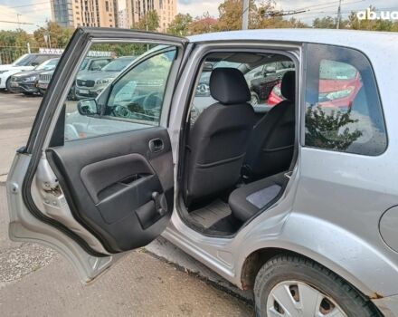 Серый Форд Фиеста, объемом двигателя 1.2 л и пробегом 110 тыс. км за 4490 $, фото 10 на Automoto.ua