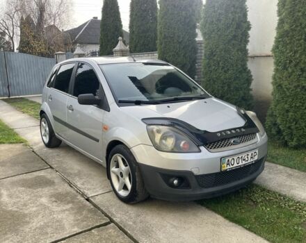 Сірий Форд Фієста, об'ємом двигуна 1.4 л та пробігом 300 тис. км за 2999 $, фото 2 на Automoto.ua