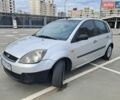 Серый Форд Фиеста, объемом двигателя 1.2 л и пробегом 232 тыс. км за 2850 $, фото 9 на Automoto.ua