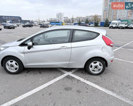 Серый Форд Фиеста, объемом двигателя 1.2 л и пробегом 180 тыс. км за 4500 $, фото 3 на Automoto.ua