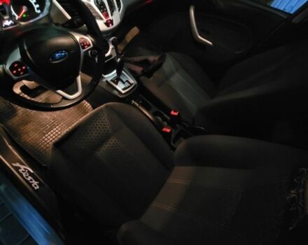 Серый Форд Фиеста, объемом двигателя 1.4 л и пробегом 172 тыс. км за 6500 $, фото 12 на Automoto.ua