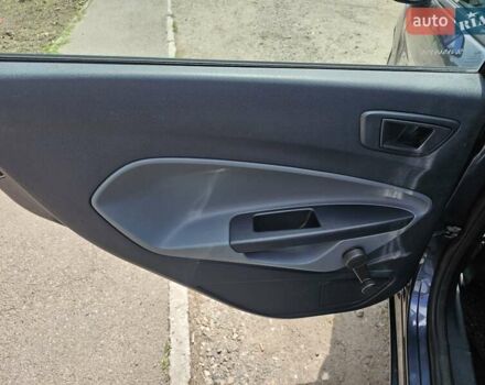 Сірий Форд Фієста, об'ємом двигуна 1.25 л та пробігом 69 тис. км за 5700 $, фото 16 на Automoto.ua