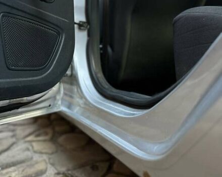 Серый Форд Фиеста, объемом двигателя 1.6 л и пробегом 370 тыс. км за 5500 $, фото 21 на Automoto.ua