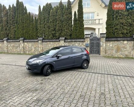 Серый Форд Фиеста, объемом двигателя 1.6 л и пробегом 239 тыс. км за 5250 $, фото 10 на Automoto.ua