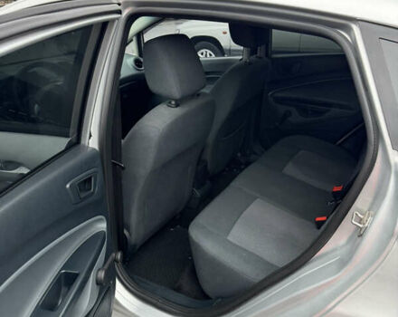 Серый Форд Фиеста, объемом двигателя 1.25 л и пробегом 99 тыс. км за 5200 $, фото 14 на Automoto.ua