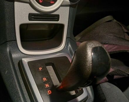 Серый Форд Фиеста, объемом двигателя 1.4 л и пробегом 172 тыс. км за 6500 $, фото 11 на Automoto.ua