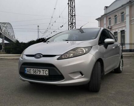 Сірий Форд Фієста, об'ємом двигуна 1.24 л та пробігом 183 тис. км за 5700 $, фото 3 на Automoto.ua