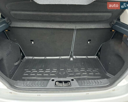 Серый Форд Фиеста, объемом двигателя 1.24 л и пробегом 128 тыс. км за 6500 $, фото 14 на Automoto.ua