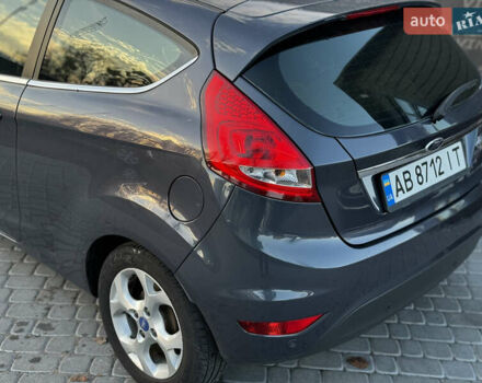 Сірий Форд Фієста, об'ємом двигуна 1.25 л та пробігом 98 тис. км за 5600 $, фото 12 на Automoto.ua