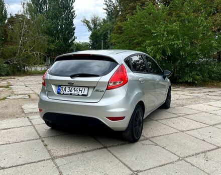 Сірий Форд Фієста, об'ємом двигуна 1.4 л та пробігом 214 тис. км за 6000 $, фото 3 на Automoto.ua