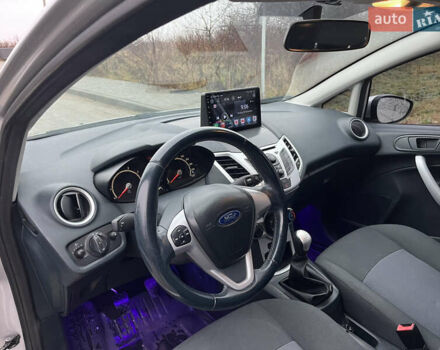 Серый Форд Фиеста, объемом двигателя 1.24 л и пробегом 128 тыс. км за 6500 $, фото 10 на Automoto.ua