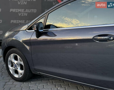 Сірий Форд Фієста, об'ємом двигуна 1.25 л та пробігом 98 тис. км за 5600 $, фото 13 на Automoto.ua