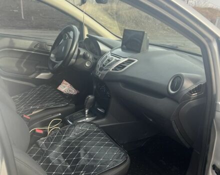 Сірий Форд Фієста, об'ємом двигуна 1.6 л та пробігом 179 тис. км за 6500 $, фото 6 на Automoto.ua