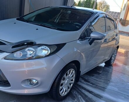 Серый Форд Фиеста, объемом двигателя 1.2 л и пробегом 255 тыс. км за 5300 $, фото 3 на Automoto.ua