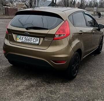 Серый Форд Фиеста, объемом двигателя 1.24 л и пробегом 110 тыс. км за 6300 $, фото 6 на Automoto.ua