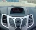 Серый Форд Фиеста, объемом двигателя 1.2 л и пробегом 2 тыс. км за 5300 $, фото 8 на Automoto.ua