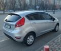 Серый Форд Фиеста, объемом двигателя 1.4 л и пробегом 170 тыс. км за 6799 $, фото 2 на Automoto.ua